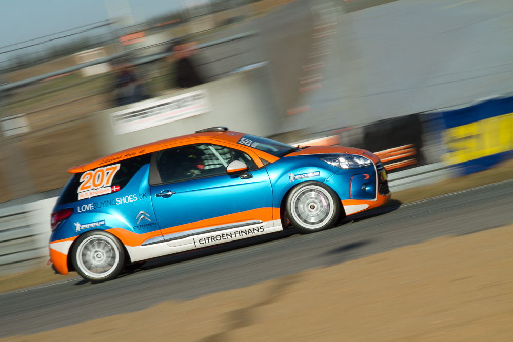 Der var fart i Niklas' Citroën DS3 Cup-racer
(Foto: Gripping Media)